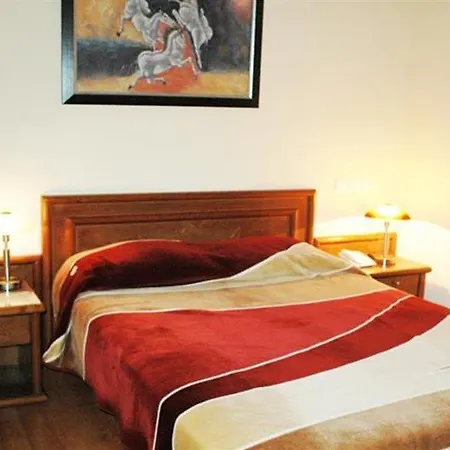 Omiros Hotel 3*