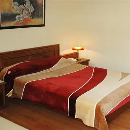 Omiros Hotel