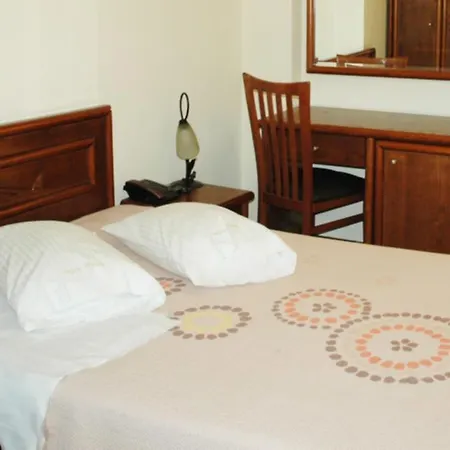 Omiros 3* Athens