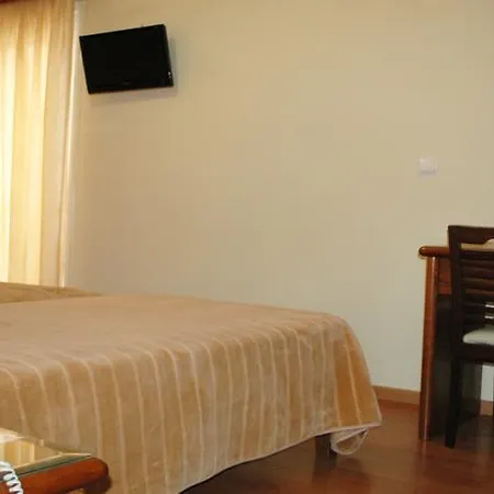 Omiros Hotel 3*